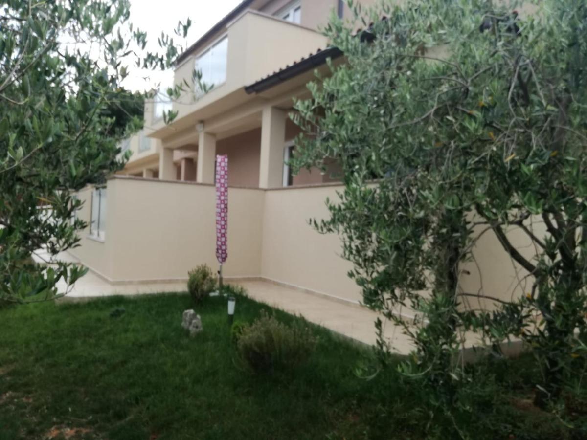 Villa Veronika Vinkuran Εξωτερικό φωτογραφία